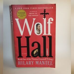 Wolf Hall by Hilary Mantel - Paperback book
